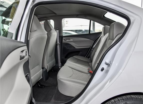 赛欧 2018款 赛欧3 1.3L 手动舒适天窗版 车厢座椅   后排空间