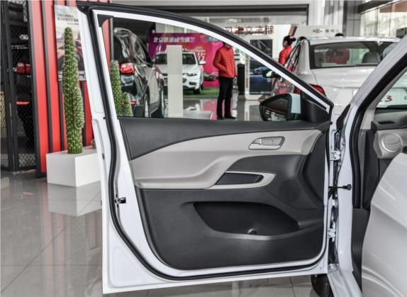 赛欧 2018款 赛欧3 1.3L 手动舒适天窗版 车厢座椅   前门板
