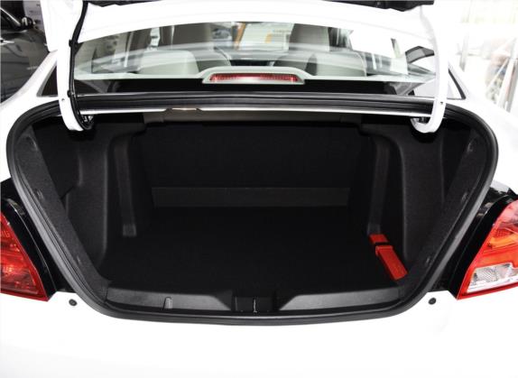 赛欧 2018款 赛欧3 1.5L 手动理想天窗版 车厢座椅   后备厢