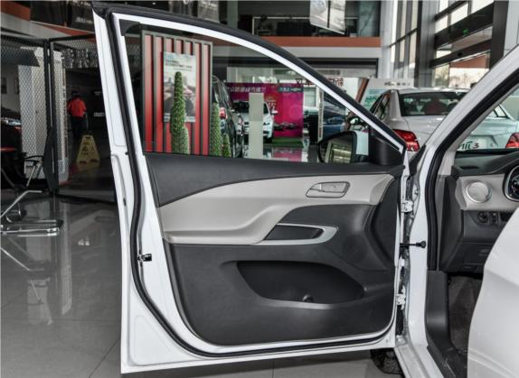 赛欧 2018款 赛欧3 1.3L AMT理想版 车厢座椅   前门板