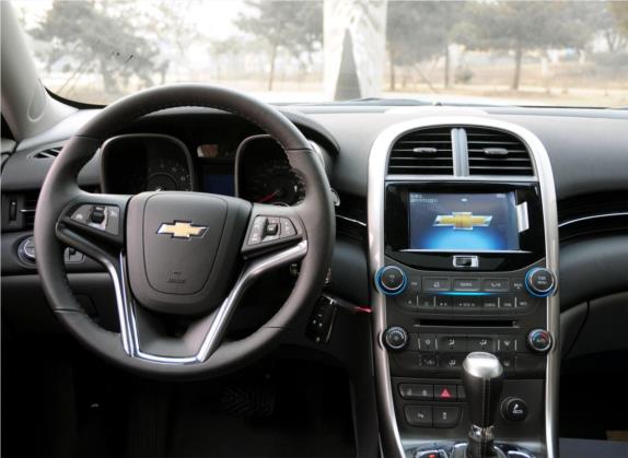 迈锐宝 2012款 2.4L 自动豪华版 中控类   驾驶位