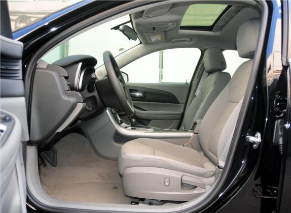 迈锐宝 2012款 2.0L 自动舒适版 车厢座椅   前排空间