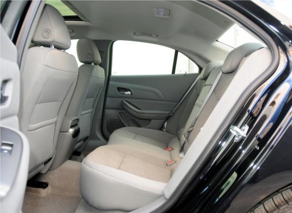 迈锐宝 2012款 2.0L 自动舒适版 车厢座椅   后排空间