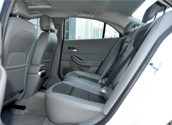 迈锐宝 2012款 2.0L 自动豪华版 车厢座椅   后排空间