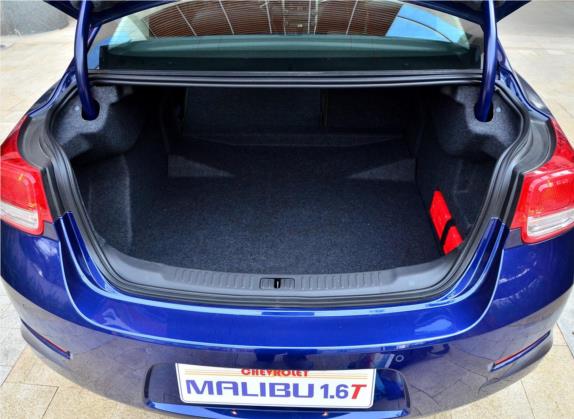 迈锐宝 2012款 1.6T 自动豪华版 车厢座椅   后备厢