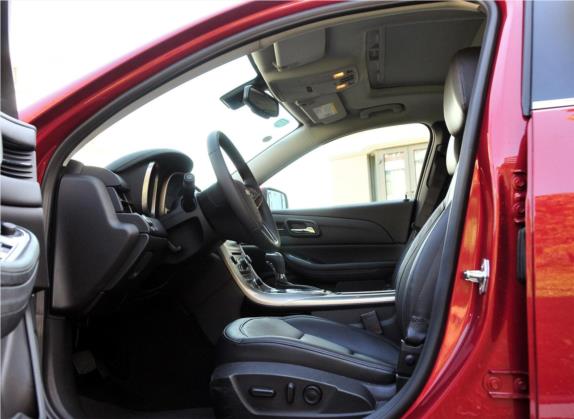 迈锐宝 2012款 2.4L 自动旗舰版 车厢座椅   前排空间