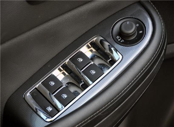 迈锐宝 2012款 2.4L 自动旗舰版 车厢座椅   门窗控制