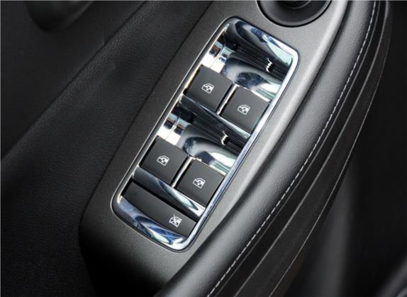 迈锐宝 2013款 1.6T 自动舒适版 车厢座椅   门窗控制