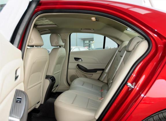 迈锐宝 2013款 2.0L 自动豪华版 车厢座椅   后排空间