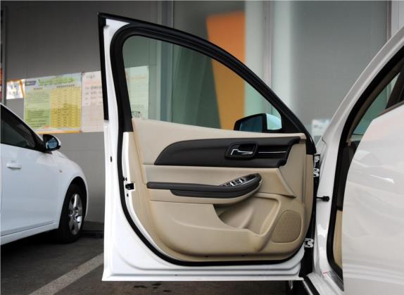迈锐宝 2013款 2.4L 自动豪华版 车厢座椅   前门板