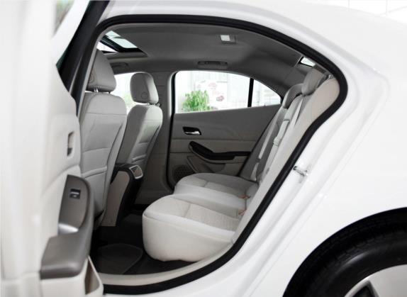 迈锐宝 2014款 2.0L 自动舒适版 车厢座椅   后排空间