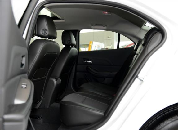 迈锐宝 2014款 1.6T 自动舒适版 车厢座椅   后排空间