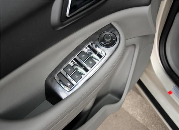 迈锐宝 2014款 2.0L 自动豪华版 车厢座椅   门窗控制
