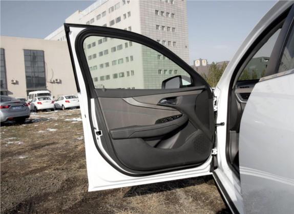 迈锐宝 2016款 2.0L 自动舒适版 车厢座椅   前门板