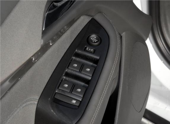 迈锐宝 2016款 2.0L 自动舒适版 车厢座椅   门窗控制