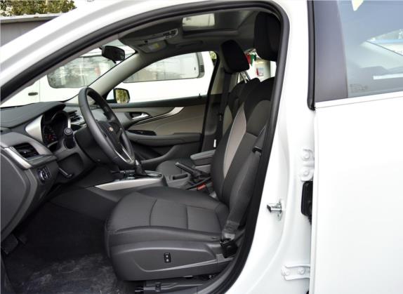 迈锐宝 2018款 530T 自动舒适版 车厢座椅   前排空间