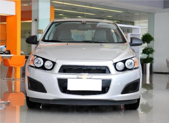 爱唯欧 2011款 两厢 1.4L MT SL 外观   正前