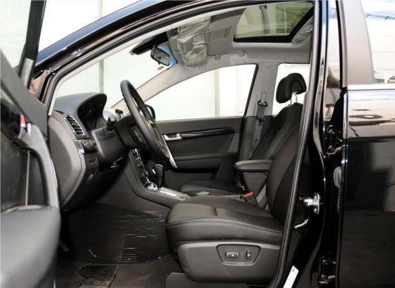 科帕奇 2012款 2.4L 四驱旗舰版 7座 车厢座椅   前排空间