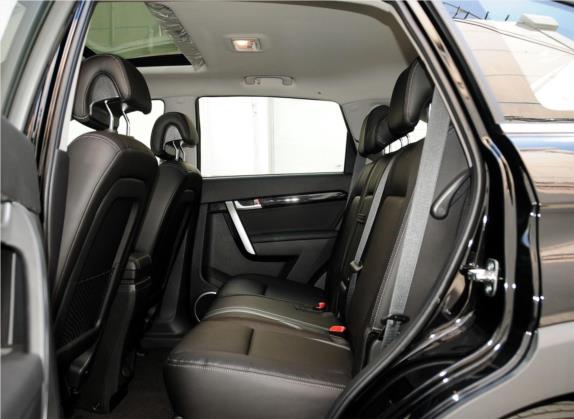 科帕奇 2012款 2.4L 四驱旗舰版 7座 车厢座椅   后排空间
