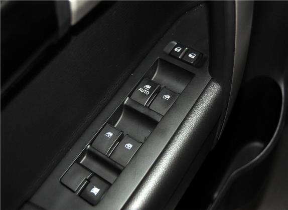科帕奇 2013款 2.4L 两驱城市版 7座 车厢座椅   门窗控制