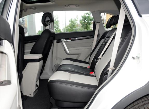 科帕奇 2014款 2.4L 四驱豪华版 5座 车厢座椅   后排空间