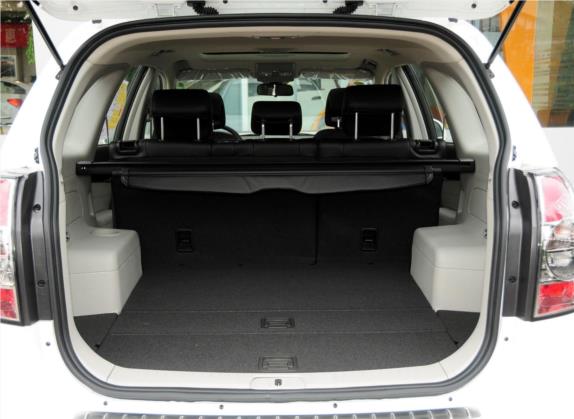 科帕奇 2014款 2.4L 四驱豪华版 5座 车厢座椅   后备厢