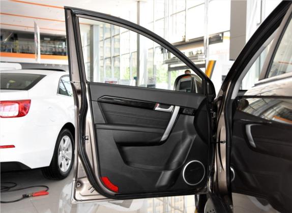 科帕奇 2015款 2.4L 四驱旗舰版 7座 车厢座椅   前门板