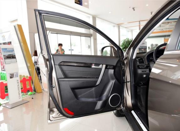 科帕奇 2015款 2.4L 两驱城市版 7座 车厢座椅   前门板