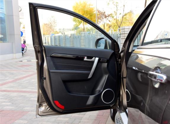 科帕奇 2017款 2.4L 两驱豪华版 7座 车厢座椅   前门板
