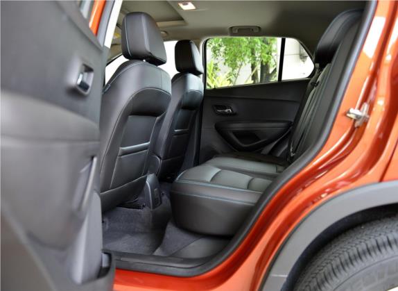 创酷 2014款 1.4T 自动四驱旗舰型 车厢座椅   后排空间