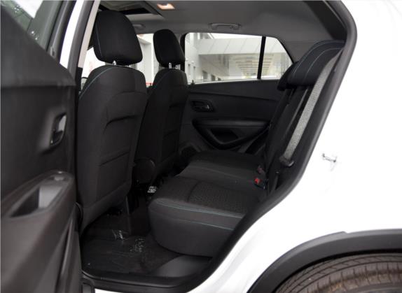 创酷 2016款 1.4T 自动两驱舒适天窗版 车厢座椅   后排空间