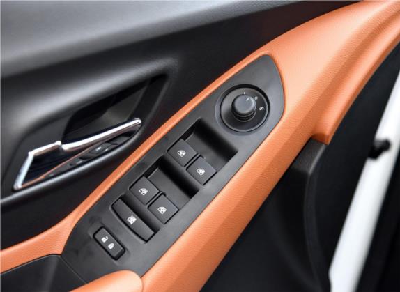 创酷 2016款 1.4T 自动四驱旗舰型 车厢座椅   门窗控制