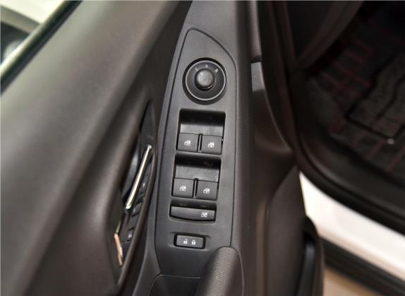 创酷 2018款 330T 自动两驱豪华型 车厢座椅   门窗控制