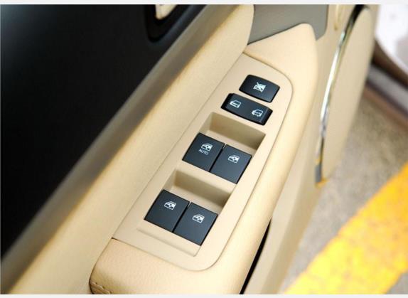 景程 2008款 2.0 SE手动舒适型 车厢座椅   门窗控制