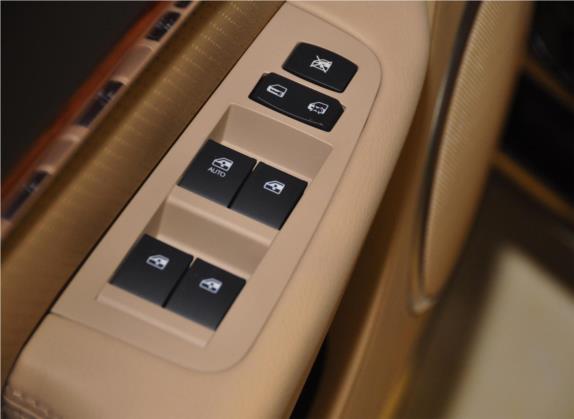 景程 2011款 1.8 豪华版 MT 车厢座椅   门窗控制