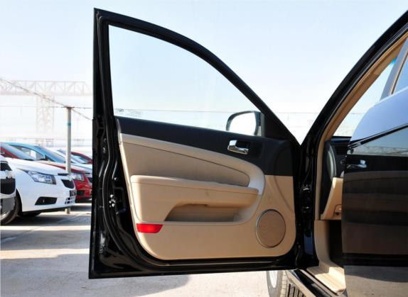 景程 2012款 1.8 舒适版 MT 车厢座椅   前门板