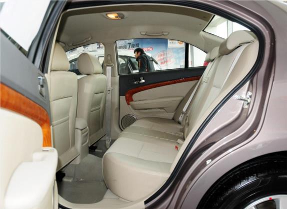 景程 2013款 1.8 SE舒适版 AT 车厢座椅   后排空间