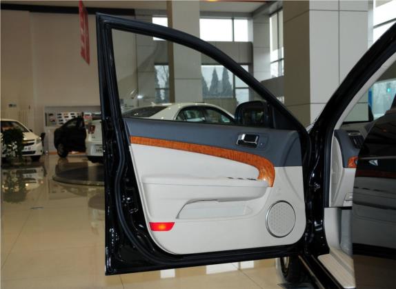 景程 2013款 1.8 SX豪华版 MT 车厢座椅   前门板