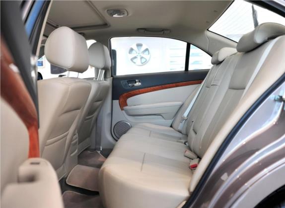 景程 2013款 1.8 SX豪华版 AT 车厢座椅   后排空间