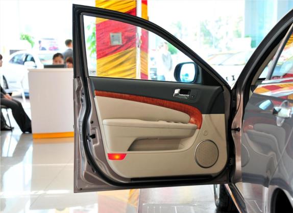 景程 2013款 1.8 SX豪华版 AT 车厢座椅   前门板