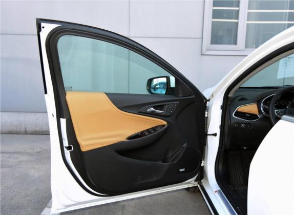 迈锐宝XL 2017款 2.5L 自动锐尊版 车厢座椅   前门板