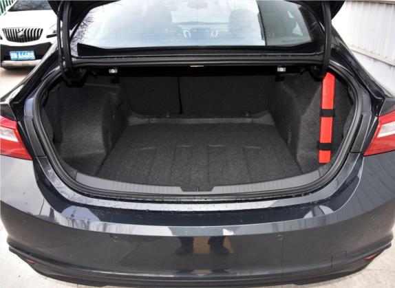 迈锐宝XL 2018款 530T 自动锐驰版 车厢座椅   后备厢
