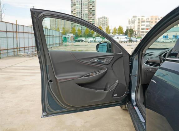 迈锐宝XL 2022款 Redline 550T 自动锐智版 车厢座椅   前门板