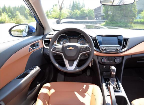 科沃兹 2016款 1.5L 自动欣尚版 中控类   驾驶位