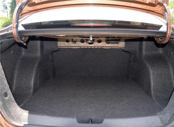 科沃兹 2016款 1.5L 自动欣尚版 车厢座椅   后备厢