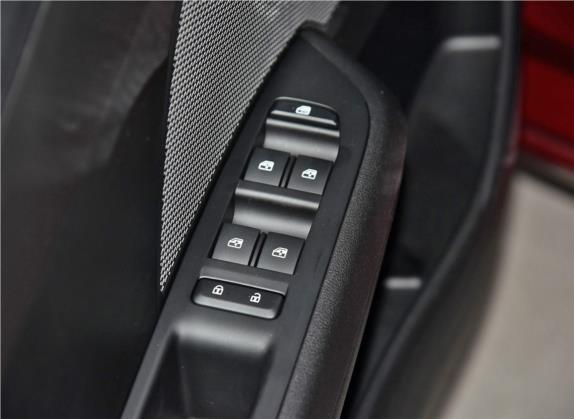 科沃兹 2018款 320 自动欣享天窗版 车厢座椅   门窗控制