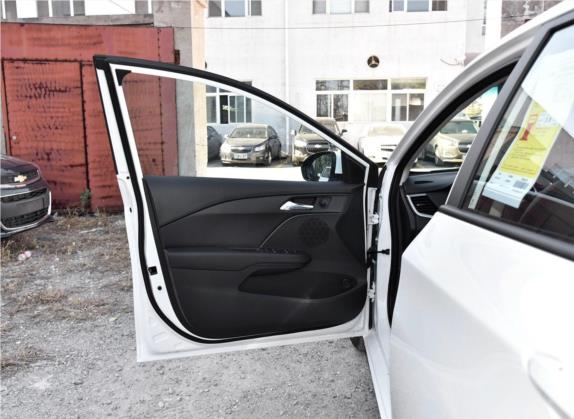 科沃兹 2018款 320 自动欣悦版 车厢座椅   前门板