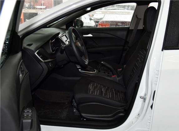 科沃兹 2019款 320 自动欣享版 车厢座椅   前排空间