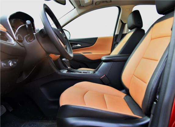 探界者 2017款 550T 自动四驱捍界版 车厢座椅   前排空间