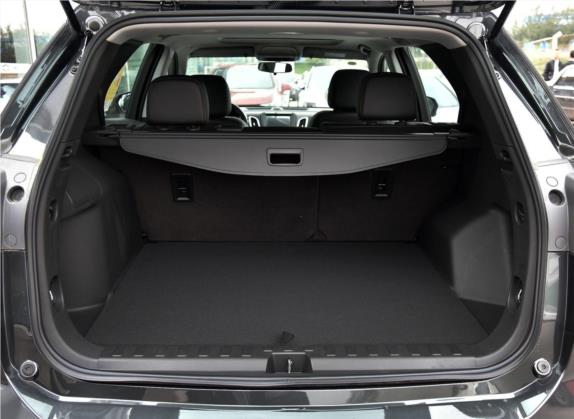 探界者 2018款 535T 自动领界版 车厢座椅   后备厢